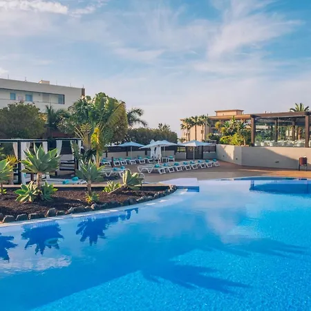 Iberostar Waves Gaviotas Park Hotel
