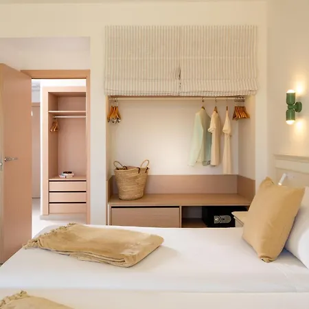 Iberostar Waves Gaviotas Park Hotel 4*