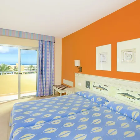 Iberostar Waves Gaviotas Park