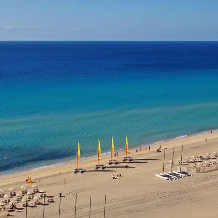 Отель Iberostar Waves Gaviotas Park 4*