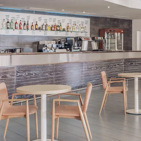 Iberostar Waves Gaviotas Park Отель 4*