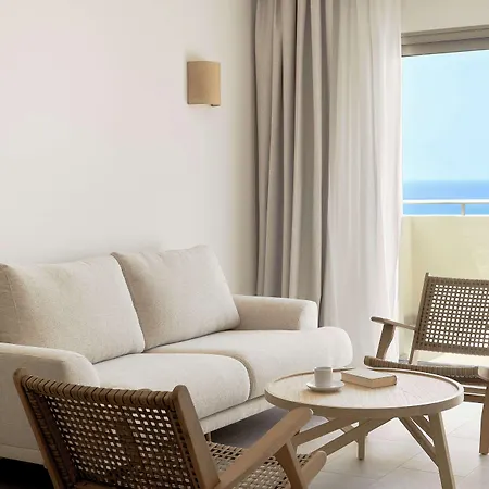 Iberostar Waves Gaviotas Park Отель