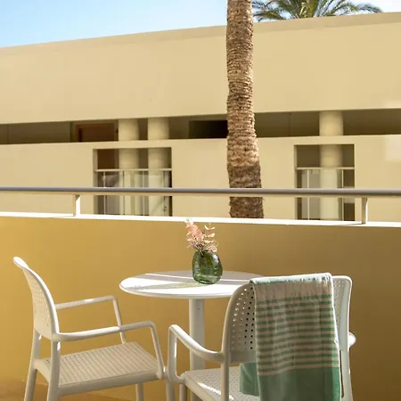 Iberostar Waves Gaviotas Park Otel