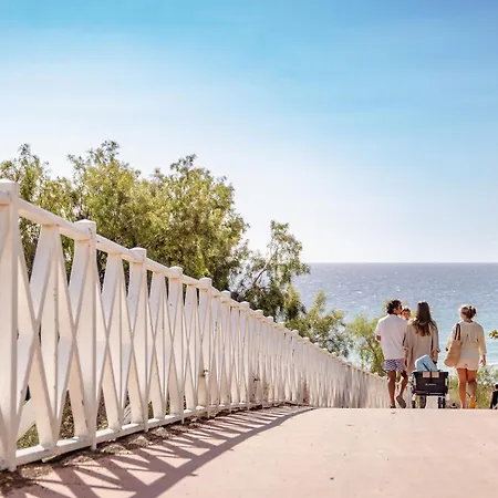 Iberostar Waves Gaviotas Park 酒店