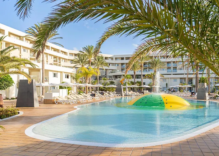 Hotel Iberostar Waves Gaviotas Park 4*